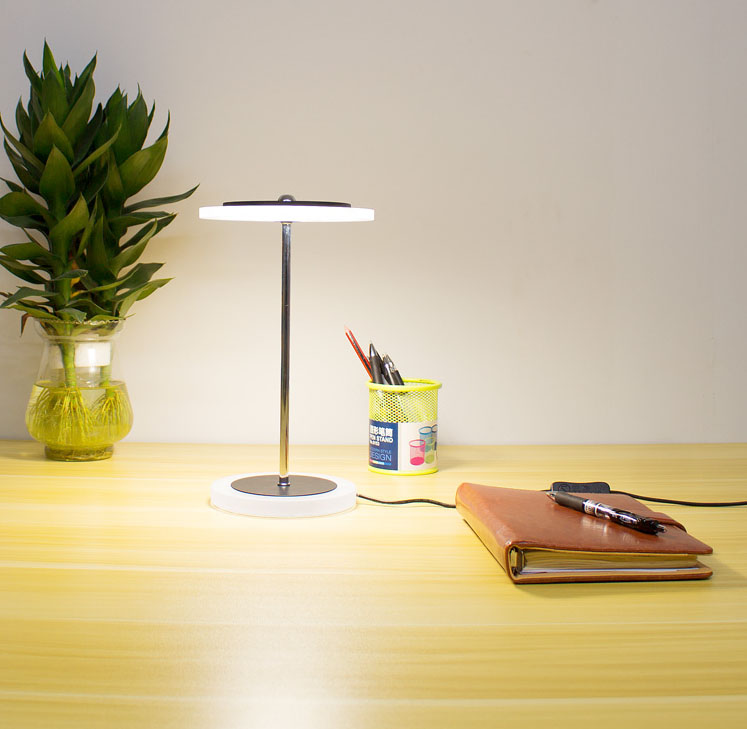 Bedroom LED Desk Lamp